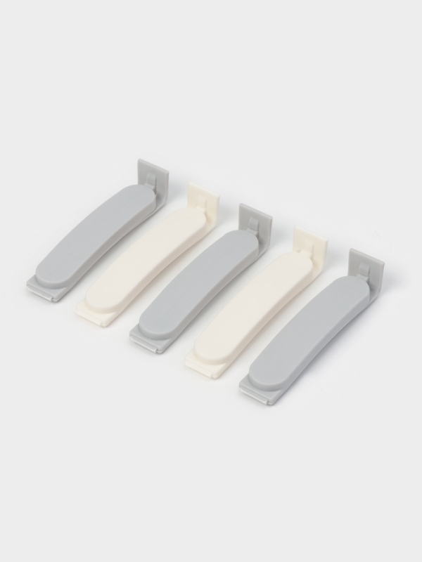 Набор зажимов для пакетов 5 шт, 7х7,5х1,5 см, цвет белый/серый Набор зажимов для пакетов 5 шт, 7х7,5х1,5 см, цвет белый/серый