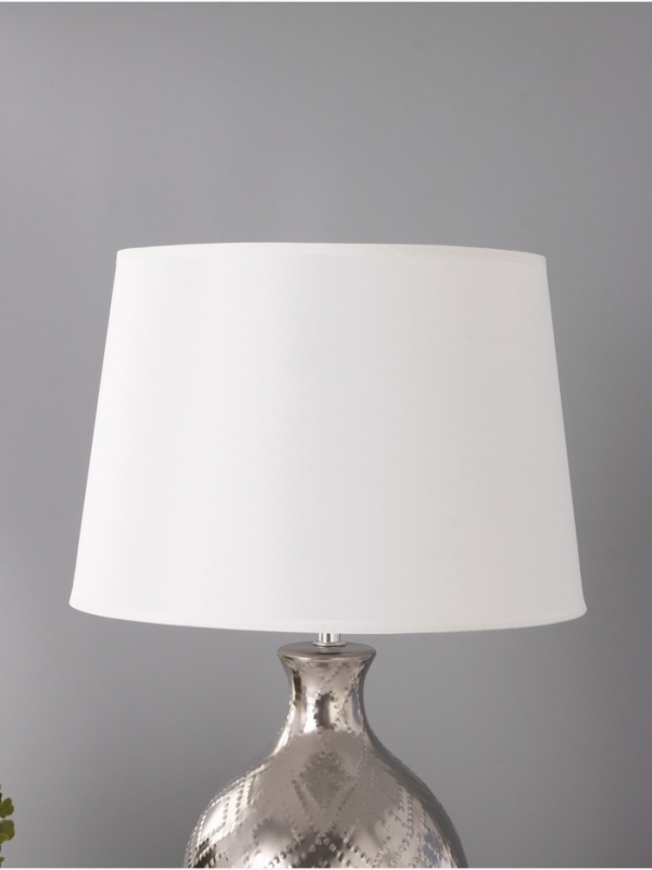 Настольная лампа Настольная лампа "Чиппер" 1х15Вт Е14 серебро 30х30х47см