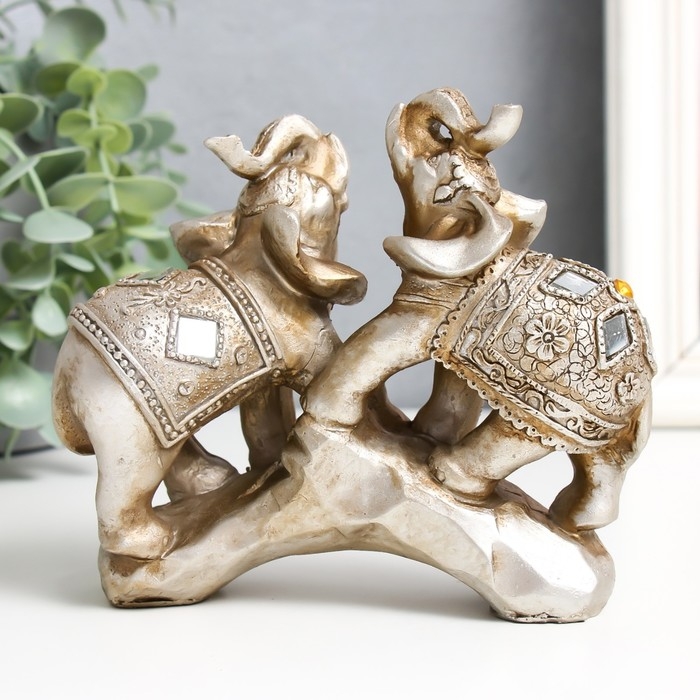 Сувенир полистоун Сувенир полистоун "Слоны на камне в попонах с цветами" 14,5х3,8х13 см