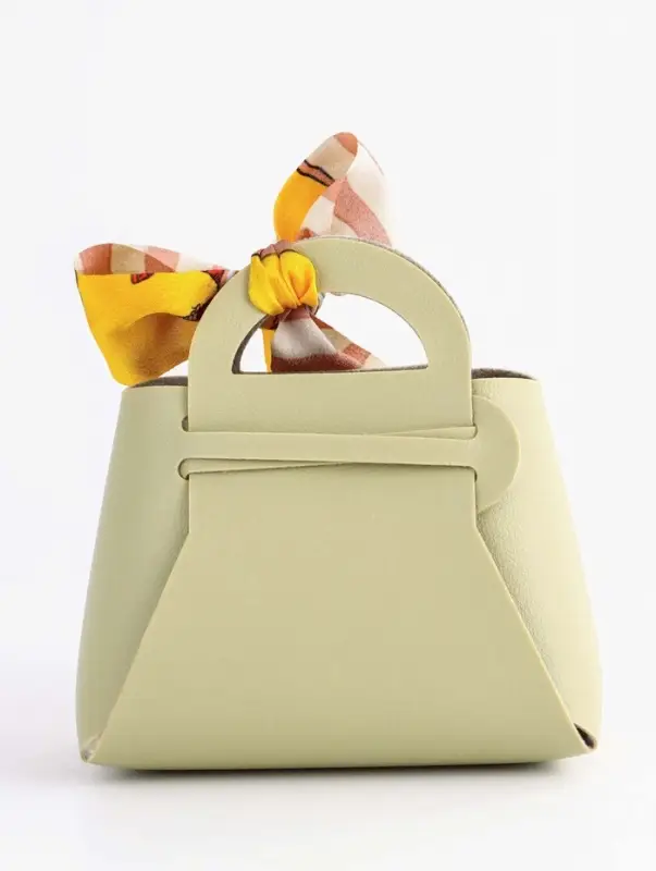 Кожанная подарочная сумочка 13 х12 х 5,5 см оливковая Кожанная подарочная сумочка 13 х12 х 5,5 см оливковая