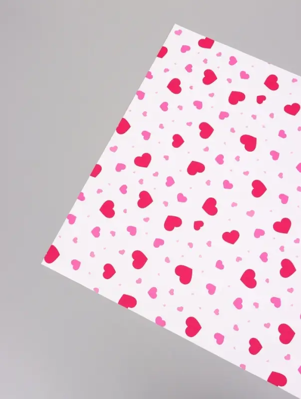 Пленка для цветов, &laquo;Сердца на белом&raquo;, барби, 57&times;57 см