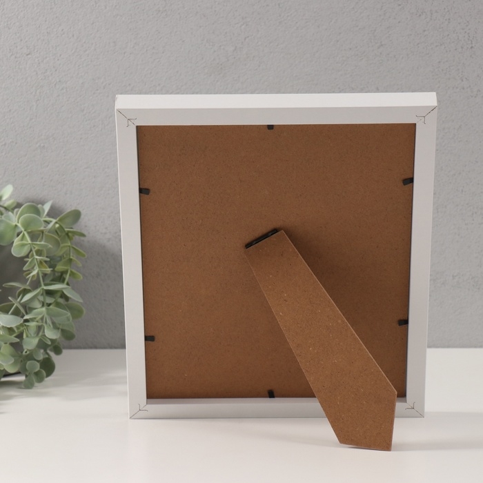 Фоторамка МДФ на 1 фото 13х18 см с паспарту Фоторамка МДФ на 1 фото 13х18 см с паспарту "Фина" белая 2х23х28 см