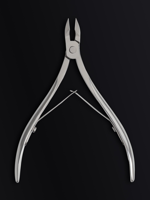 Кусачки для кутикулы 2 пружины 10см(8мм) лого QF серебр блистер QF