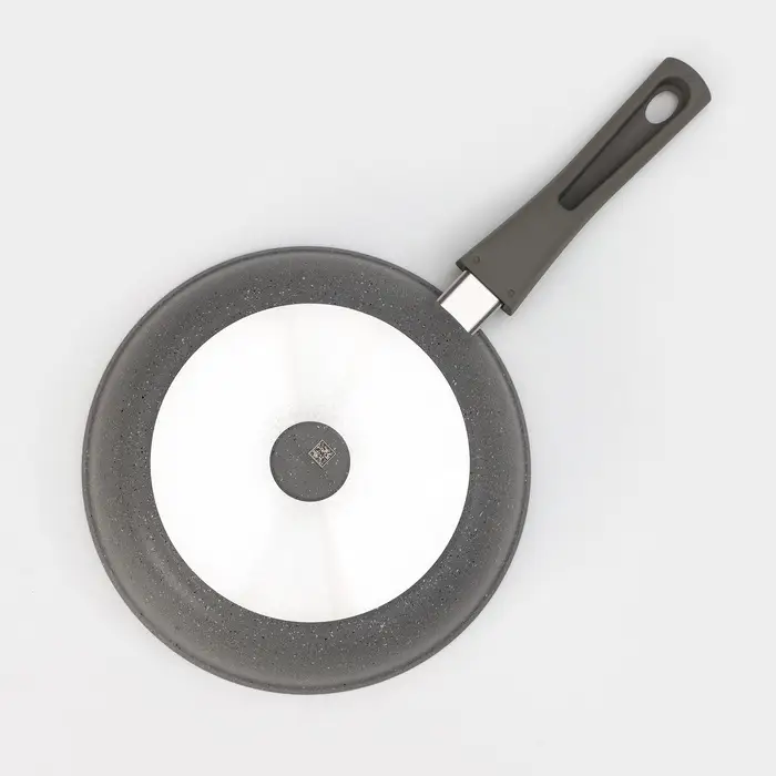 Сковорода KUKMARA &laquo;Мраморная&raquo;, d=24 см, съёмная ручка, стеклянная крышка, антипригарное покрытие, литой алюминий, серая