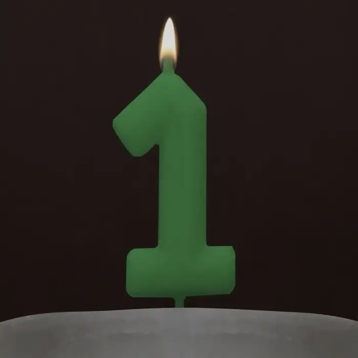 Свеча для торта, цифра &laquo;1&raquo;, светится в темноте, 3,8 х 8 см
