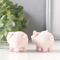 Сувенир полистоун "Поросята - поцелуй" набор 2 шт 4х7,3х4,5 см