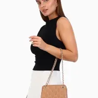 Сумка-клатч на молнии, на длинной цепочке, со стёжкой, бежевая