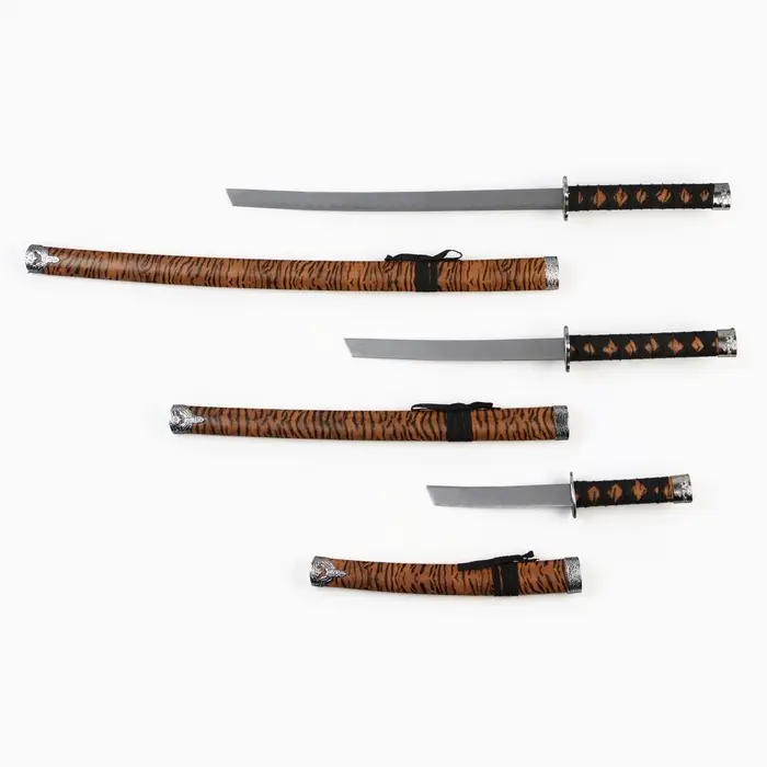 Макет оружия &laquo;Сувенирные катаны на подставке 3в1. Тайго&raquo;, подарочный набор, 47 см; 79 см; 105 см, ножны под тигра