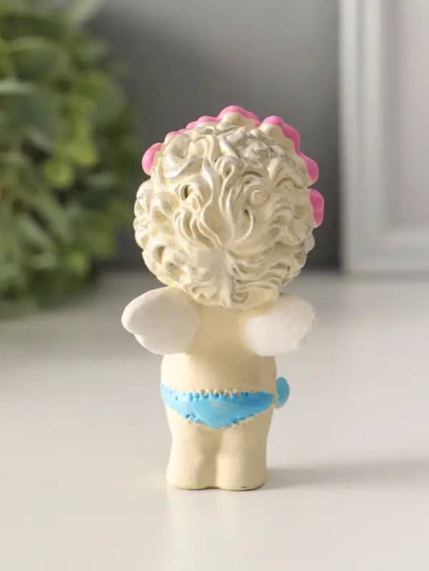 Фигура "Ангелочек с сердечком" 9.5х5хх4.5 см