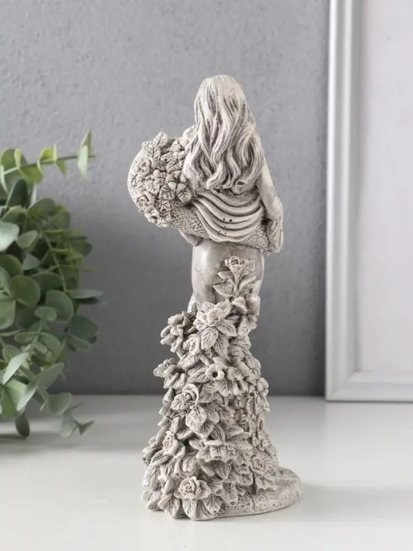 Фигура «Ева со змеей», 20×8.5×9 см, серая