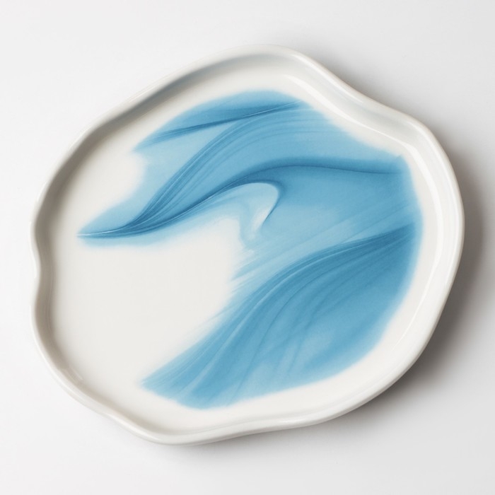 Тарелка керамическая неровный край «Разводы», 17 см,