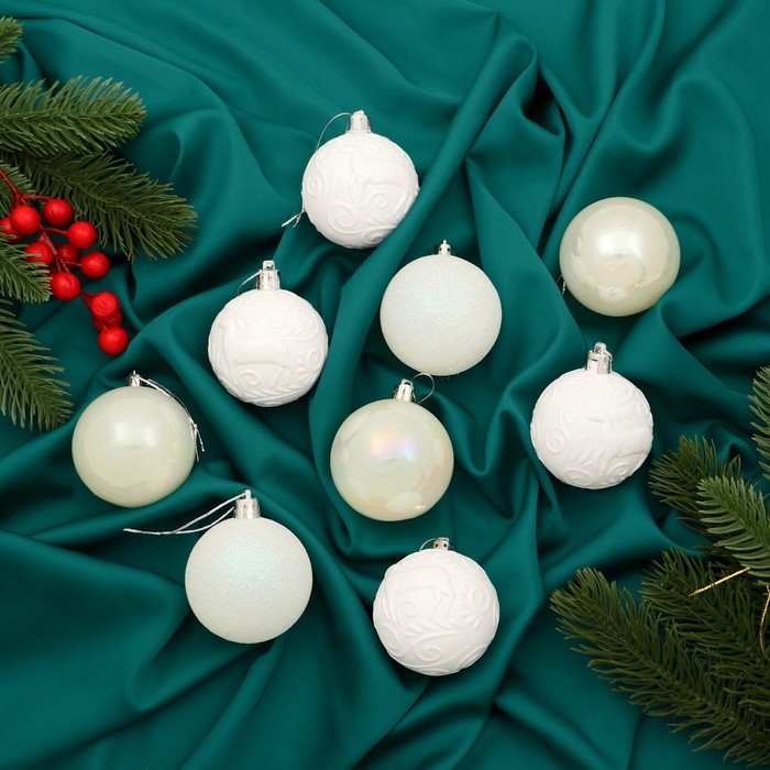 Набор шаров пластик d-6 см, 9 шт Набор шаров пластик d-6 см, 9 шт "Мелодия" узор блеск, белый