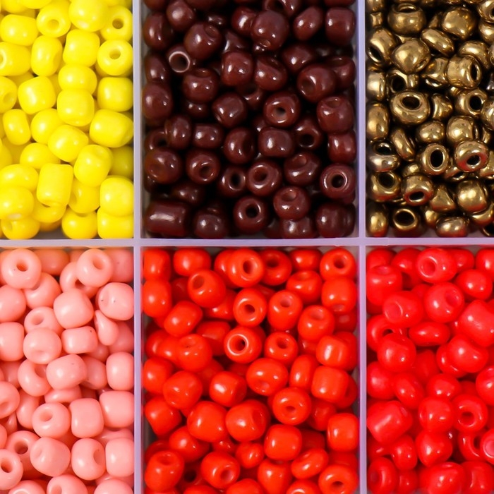 Бисер стекло 6/0 в шкатулке 10 делений  Бисер стекло 6/0 в шкатулке 10 делений "Красно-розовый" 1 деление=10 гр 12,8х6,5х2,2 см