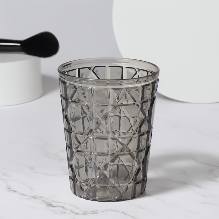 Органайзер - подставка для хранения маникюрных/косметических принадлежностей «Хрусталь», d = 8,5 × 11 см, цвет прозрачный/чёрный Органайзер - подставка для хранения маникюрных/косметических принадлежностей «Хрусталь», d = 8,5 × 11 см, цвет прозрачный/чёрный