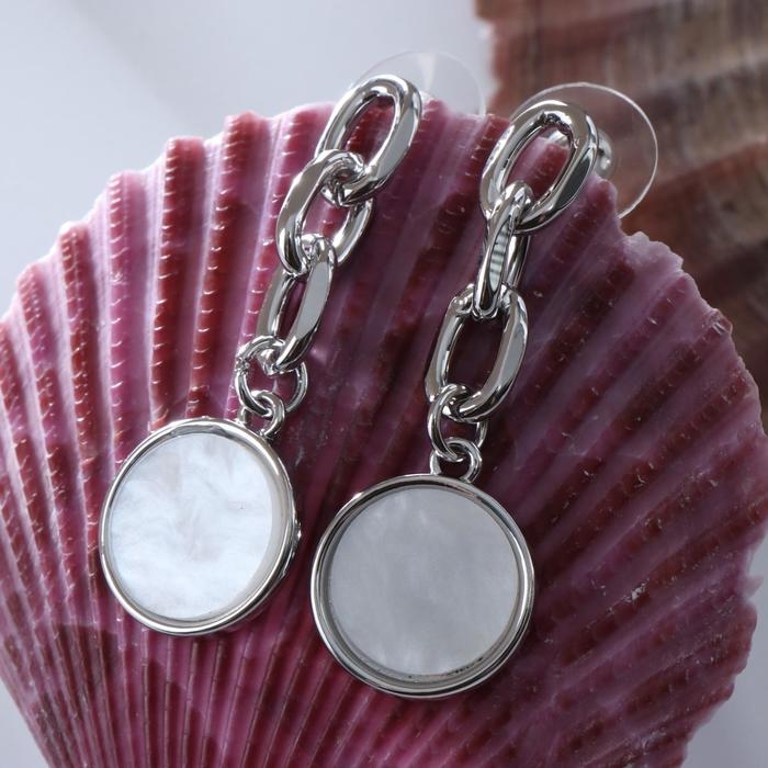 Серьги с перламутром «Волшебство» кружок, цвет белый в серебре Серьги с перламутром «Волшебство» кружок, цвет белый в серебре