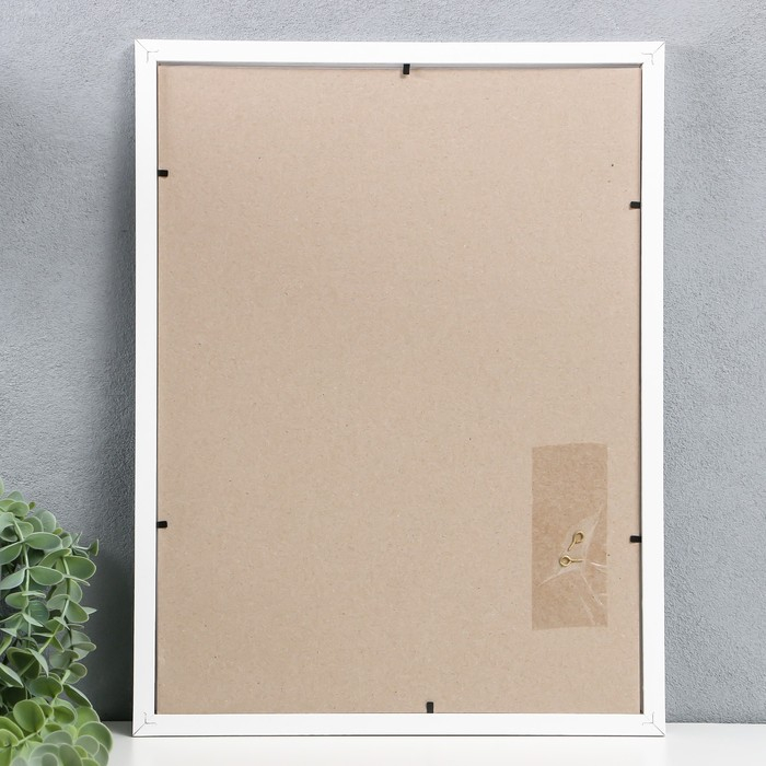 Фоторамка МДФ 30х40 см. №6, шир. 20 мм, толщ. 12 мм, Белый (пластиковый экран) Фоторамка МДФ 30х40 см. №6, шир. 20 мм, толщ. 12 мм, Белый (пластиковый экран)