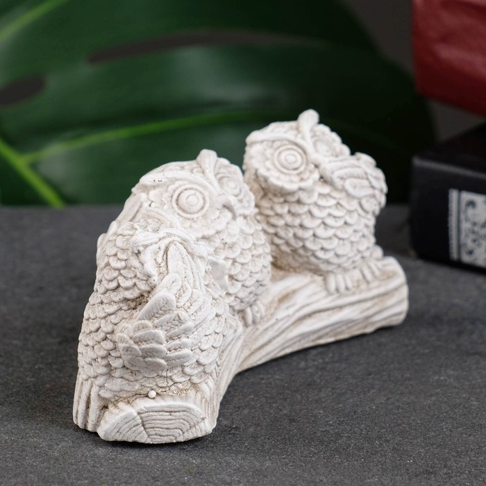 Фигура Фигура "Три совы на жердочке" слоновая кость, 10х6х5см