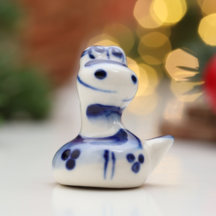 Новый год. Сувенир символ года Новый год. Сувенир символ года "Змея Пупс", гжель, 3,5 см