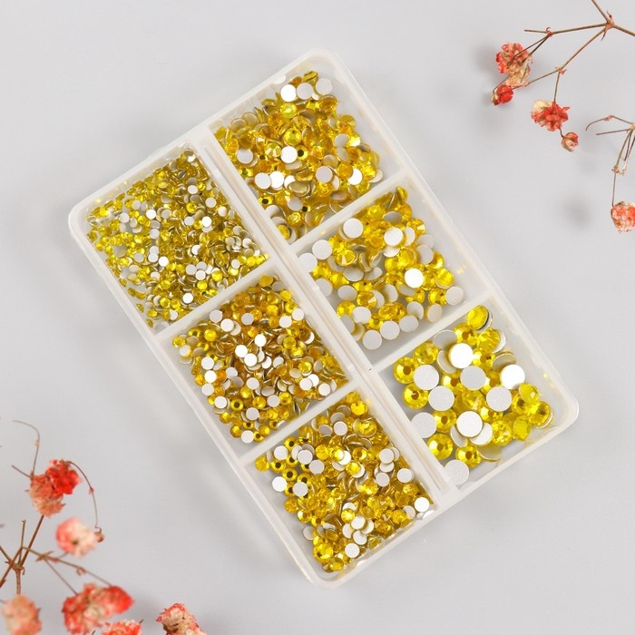 Декор для творчества стекло Декор для творчества стекло "Стразы. Жёлтый" d=2-4,8 мм н-р 1188 шт 6х8х1,5 см