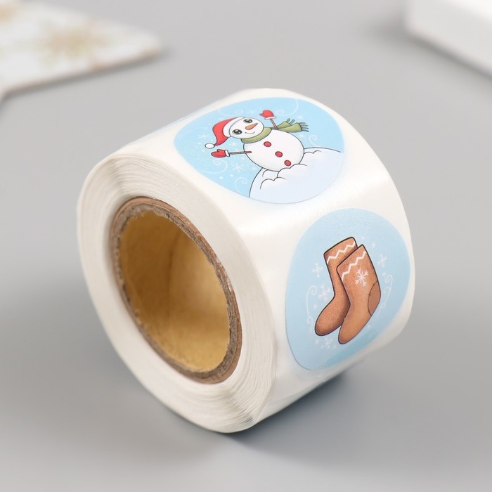 Наклейка бумага Наклейка бумага "Снеговик" d=2,5 см 252 шт в рулоне