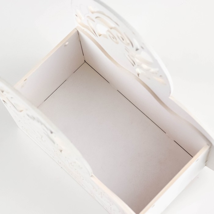 Кашпо деревянное  Кашпо деревянное "Сердце" 18х8,6х14 см белый