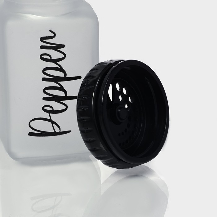 Набор для специй на подставке «Классика», 2 предмета: солонка 150 мл, перечница 150 мл