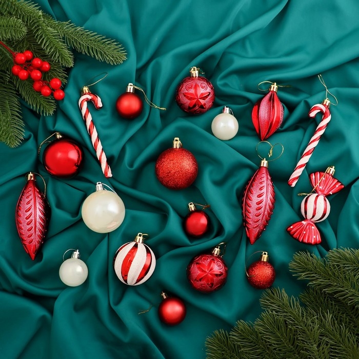 Набор украшений пластик 40 шт Набор украшений пластик 40 шт "Зимняя радость" бело-красный