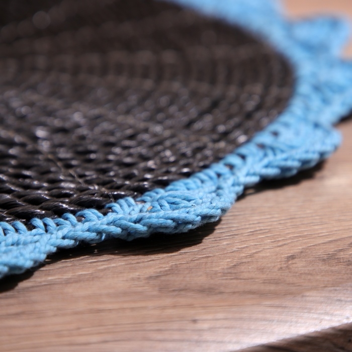 Коврик плетёный круглый 38 см Коврик плетёный круглый 38 см