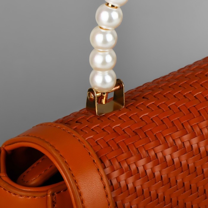 Ручка для сумки, металлическая, жемчужные бусы, на прокол, 12,5 × 9 × 1,2 см, цвет белый/золотой Ручка для сумки, металлическая, жемчужные бусы, на прокол, 12,5 × 9 × 1,2 см, цвет белый/золотой