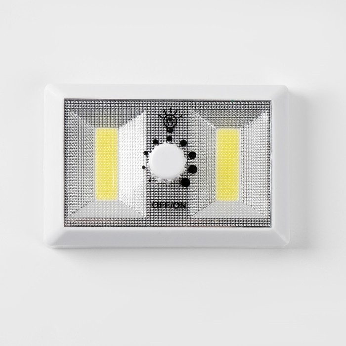 Фонарь-светильник  Фонарь-светильник "Мастер К", 220 лм, COB, 4 ААА, магнит, клейкая основа, 11.2 х 7.5 х 3 см