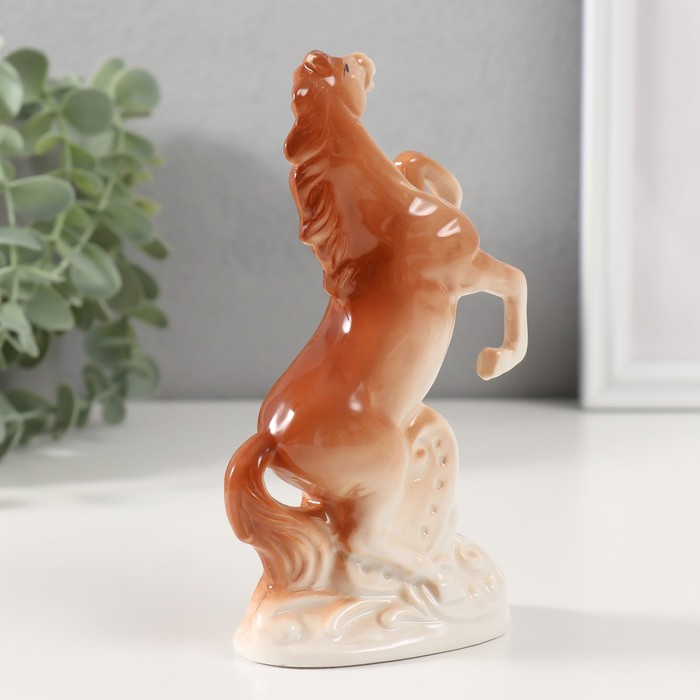 Сувенир керамика Сувенир керамика "Конь на дыбах" коричневый с золотом, стразы 16х9х4,8 см