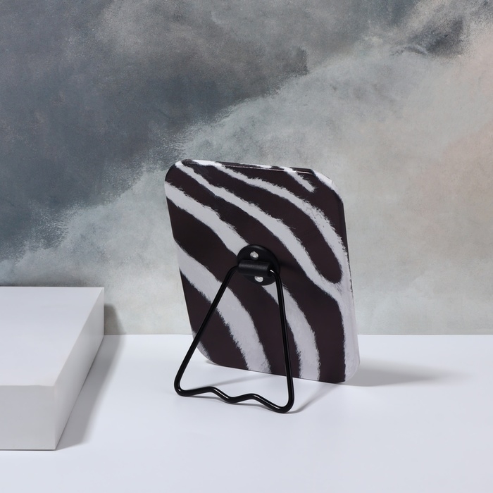 Зеркало настольное - подвесное «ANIMAL», 12,2 × 16 см, цвет «зебра» Зеркало настольное - подвесное «ANIMAL», 12,2 × 16 см, цвет «зебра»