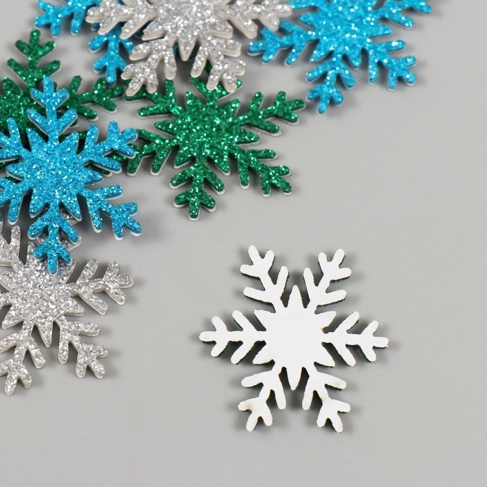 Декор для творчества Декор для творчества "Снежинки цветные" 3х3 см клеевой основе (набор 12 шт) МИКС