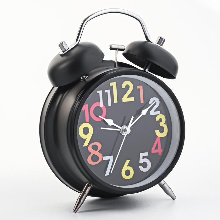 Будильник Будильник "Нескучный", дискретный ход, d-9 см, 18 х 12 см