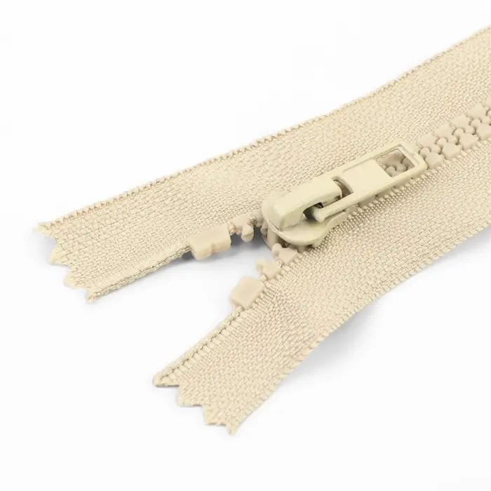 Молния «Трактор», №5, неразъёмная, замок автомат, 18 см, бежевая
