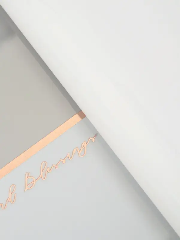 Плёнка для цветов &laquo;Полоса с окном&raquo;, белая с золотыми, 57&times;57&plusmn;2 см