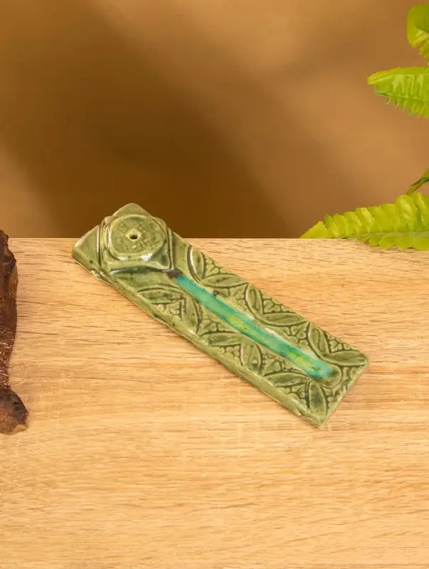 Подставка под благовония  Подставка под благовония "Орнамент" керамика, цв. зелёный, 15,5х4х1 см