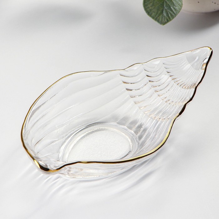 Блюдо сервировочное Magistro «Ракушка», 20×11 см, прозрачное с золотой каймой Блюдо сервировочное Magistro «Ракушка», 20×11 см, прозрачное с золотой каймой