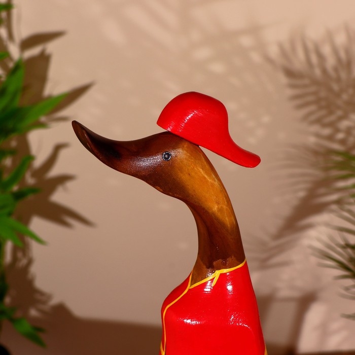Сувенир "Утка-пожарный" дерево 45 см
