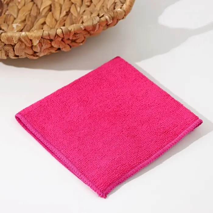 Салфетка универсальная Доляна, 220 г/м², 30×30 см, микрофибра, c оверлоком, розовая Салфетка универсальная Доляна, 220 г/м², 30×30 см, микрофибра, c оверлоком, розовая