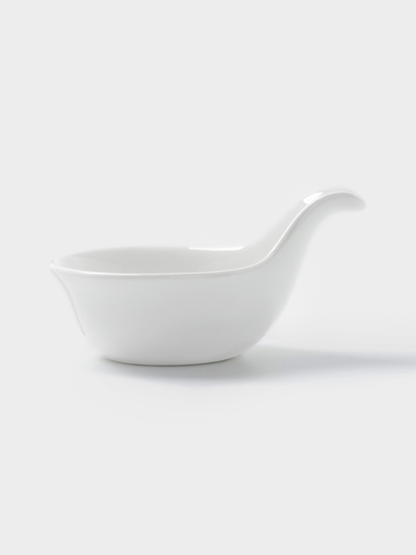 Соусник Hanna Knövell, с ручкой, фарфор, белый Соусник Hanna Knövell, с ручкой, фарфор, белый