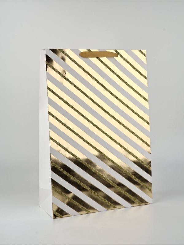 Пакет ламинированный «Золотые полосы», тиснение, глиттер, 31 × 12 × 45 см Пакет ламинированный «Золотые полосы», тиснение, глиттер, 31 × 12 × 45 см