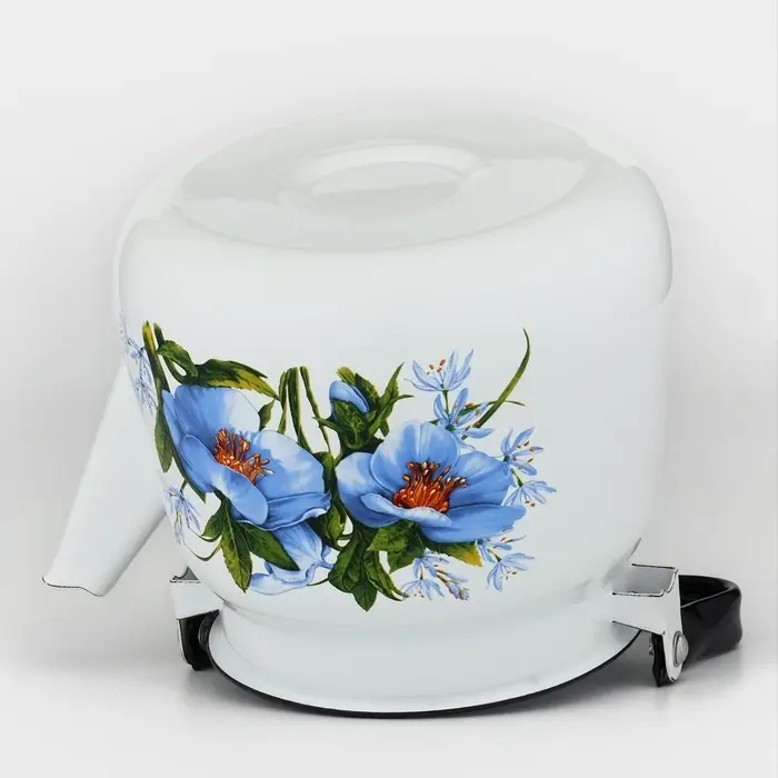 Чайник &laquo;Цветы синие&raquo;, 3.5 л, эмалированная сталь, белый