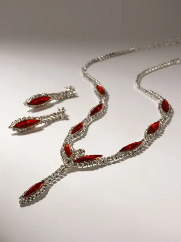 Набор 2 предмета: серьги, колье &laquo;Листопад&raquo;, тонкий ромб, красно-белый в серебре, 45 см