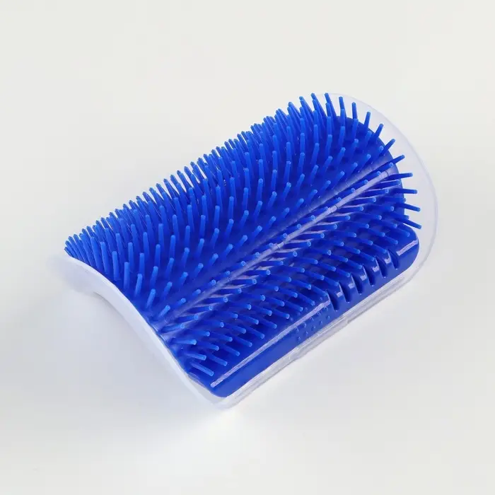 Массажёр - чесалка на угол, размер S, 13.5&times;9&times;5 см, с кошачьей мятой, синий