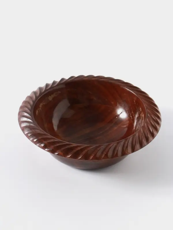 Чаша &laquo;Тарталетка&raquo;, 16&times;16&times;5 см, дерево шишам