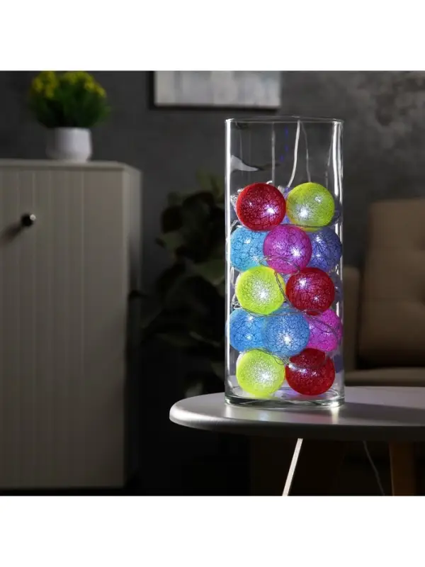 Гирлянда &laquo;Нить&raquo; 5 м с насадками &laquo;Клубки цветные&raquo;, IP20, прозрачная нить, 20 LED, свечение белое, 220 В