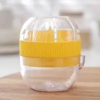 Соковыжималка для лимона Альтернатива, 7&times;7&times;8 см, пластик, жёлтый