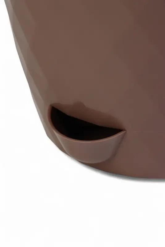 Кашпо с прикорневым поливом Кашпо с прикорневым поливом "Румба" 1,5 л, D14 см, h-14,5 см, цвет мокко