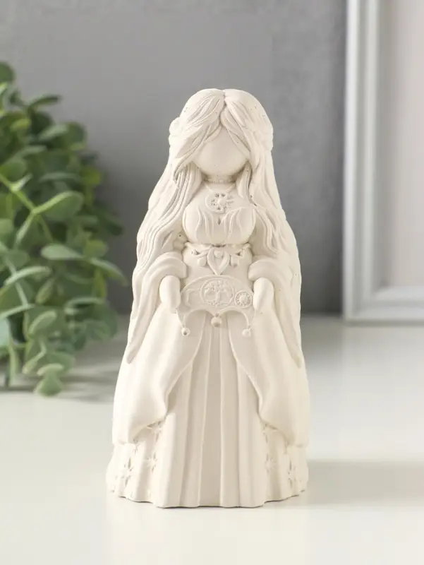 Фигурка гипс &laquo;Берегиня Лунница&raquo;, 13.5&times;7 см